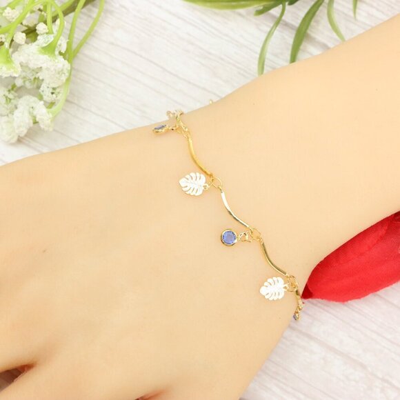 "Trendy Handmade Bracelet – A Thoughtful Gift for Girls & Women | UNVRC1011 - Picture 10 of 10